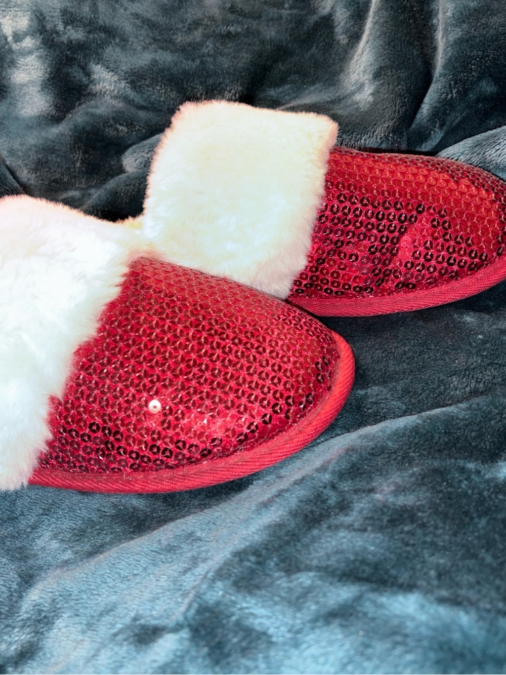 Auden Red Sequin Faux-Fur Slide Slippers for Women